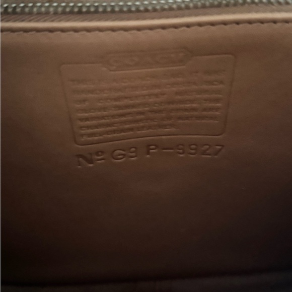 Vintage Coach Leather Shoulder Bag - Picture 3 of 6